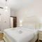 Luxe 2BR with Marina View in JBR and Walk to the Beach - 迪拜