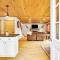 Private Chalet with Fireplace Hottub and Game Room - بيتيل