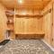 Private Chalet with Fireplace Hottub and Game Room - بيتيل