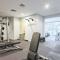 Lavish 3BR Apartment with Pool Access in Al Bateen