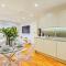Modern 2-Bed, 2-Bath, Clapham Junction, Parking Spot Included - London