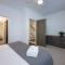 Ten Minutes to Broadway Alluring Gated Townhome - 纳什维尔