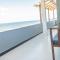 Uroa Escape - Zanzibar Beach Front Condo -AC - WIFI - Uroa