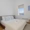 Local 167 - Oporto View House - 加亚新城