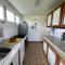 Cheerful 3 bedroom home with stunning views