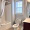 4-bedroom Beach Escape! Second Row on the 27th Ave - Myrtle Beach