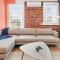 Urban Chic 1BR - Walk to Boardwalk - Min to Beach