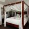 Gallery Walk Chalets - Tamborine Mountain