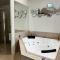 Gallery Walk Chalets - Tamborine Mountain