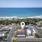 Ocean Parade 16 - Sleeps 4, Pool, Steps To Beach, Cafes