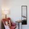 Frantoio Cottage - Serene Horizons, Stylish Comforts - McDonalds Creek