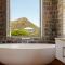 Secure, luxurious with lovely views - Прінгл-Бей