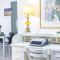 Renovated 5 Bdr House near Acropolis - New Beds, Terrace & Green Yard