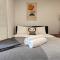 Stylish and Unique home at the heart of Newmarket - Auckland