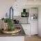 Klapekster I Chique Chalet met Mooi Interieur - Zwiggelte