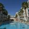 La Palmora Suites
