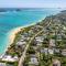 Upscale Kailua Getaway Steps to Swim Beach! - 凯卢阿