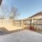 Home with Fenced Yard Near Dtwn Rogers! - روجرز