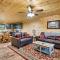 Secluded Cabin Hot Tub, Game Room and Fireplace - 鸽子谷