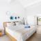 Surfsong Villa- Luxury Water Front Villa for 12