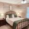 Secluded Spacious Cabin in Cary - Cary