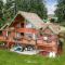 Beautiful Private Lake Lodge with Private Dock and Mountain Views - Spanaway