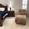 Beautiful 4 Bedroom and 4 Bathroom with Heated Salt Water Pool in Gated Community Close to Some of the Best Beaches in the USA - Bradenton
