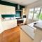 Spacious 6 Bedroom Herne Bay Villa - Close to CBD - Free WIFI - Auckland