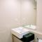 Homey and Simply Look 1BR Bintaro Embarcadero Apartment By Travelio - 当格浪