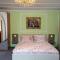 Golden GaPa Central Family Apartment 8