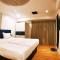 4 Points Lodging & Boarding - Pune