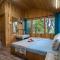 Whispering Pines Cottages Treehut By Bastiat Stays - Mandi