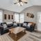 Spacious 3BR Home with KING Bed in Prime Location - اواسو