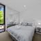 Luxury Central Hobart Apartment Free parking