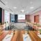 VILNIUS PARK PLAZA HOTEL, Restaurant & Terrace, Panorama Bar, Conference & Banquet Center