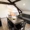 A L'Ombre du Pin - Large T4 Duplex near Disneyland and Paris, 1-7 Guests - Le Pin