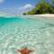 3 SUITES AT BLUE PAVILION - 3 KITCHENS - Steps to BEACH - Car, Value, Service - West Bay