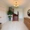 Mountain Views, Spa Bath, Pet Friendly, Near Zoo!