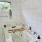 Mountain Views, Spa Bath, Pet Friendly, Near Zoo!