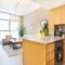 1BR The Monarch Suite by Blue Cloud Holidays - 沙迦