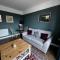 Cartref - Fully equipped and stunning town flat