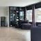 Modern villa in Tromsø, located between The Arctic Cathedral and The Cable Car - ترومسو