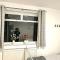 3 Twin Bedroom Entire House Sleeps 10 Driveway Parking near Coventry University and City Center - 考文垂