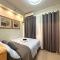 Shore 2 Residences, 1BR Balcony - Pool view - Manila