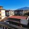 Sunny Mountain View apartment - Razlog