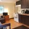 Cozy Quiet Suite with Private Hot Tub with Ocean Views - Nanaimo
