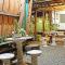RedDoorz Hostel at Deomar Hometel & Farm Cafe Vigan Ilocos