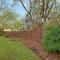 Stylish Downtown Gem - Sleeps 8 - Fire pit - Ensuite Baths - Austin