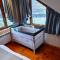 Villa Deja Vu Private Jacuzzi & Sauna, Fireplace, 3 Bedrooms, near Bansko