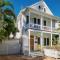 Villa Olivietta by Last Key Realty - 基韦斯特